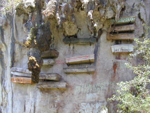 hanging coffins in Echo Valley Sagada