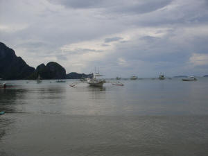 Bacuit bay on a cloudy day - picture from El Nido town beach.