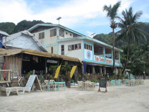 Front view of Sea Slugs Restaurant and Ogies Beach Pension